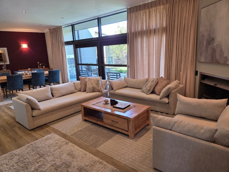 2 Bedroom Property for Sale in Oubaai Western Cape